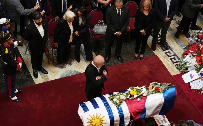 Lula y Boric encabezan último día del funeral de José Pepe Mujica Lula y Boric encabezan último día del funeral de José Pepe Mujica