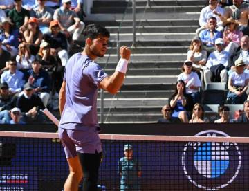 Avanza Carlos Alcaraz a la final del Másters de Roma 