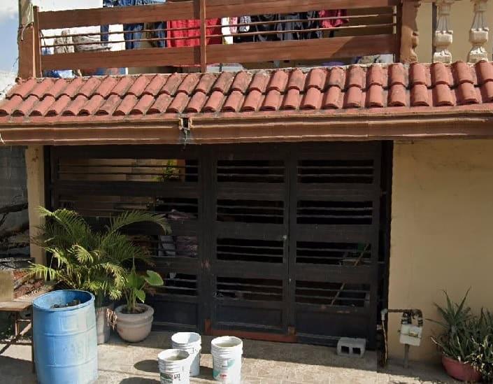 Asaltan a familia en su casa Asaltan a familia en su casa