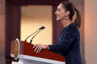 Sheinbaum sostiene primera llamada con Mark Carney Sheinbaum sostiene primera llamada con Mark Carney