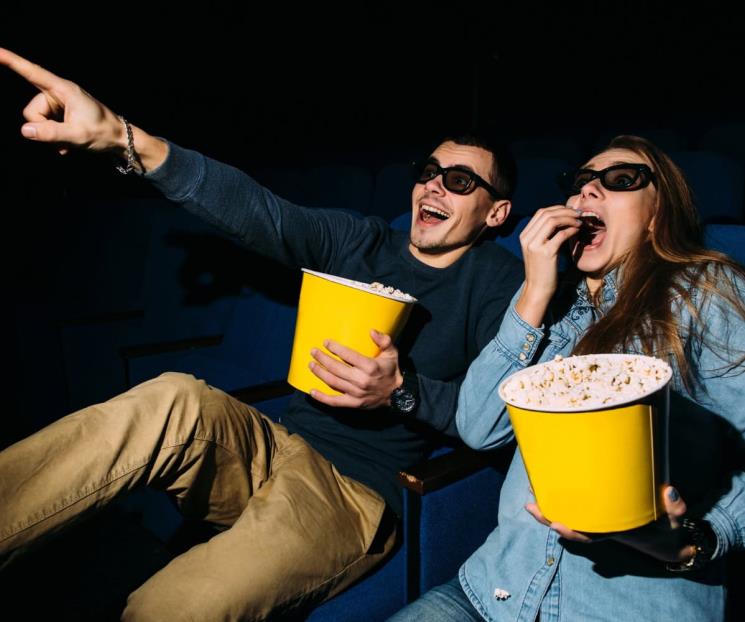 Baja asistencia de público a cines por primera vez desde la pandemia Baja asistencia de público a cines por primera vez desde la pandemia