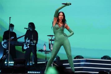 Es Dua Lipa la millonaria más joven del Reino Unido