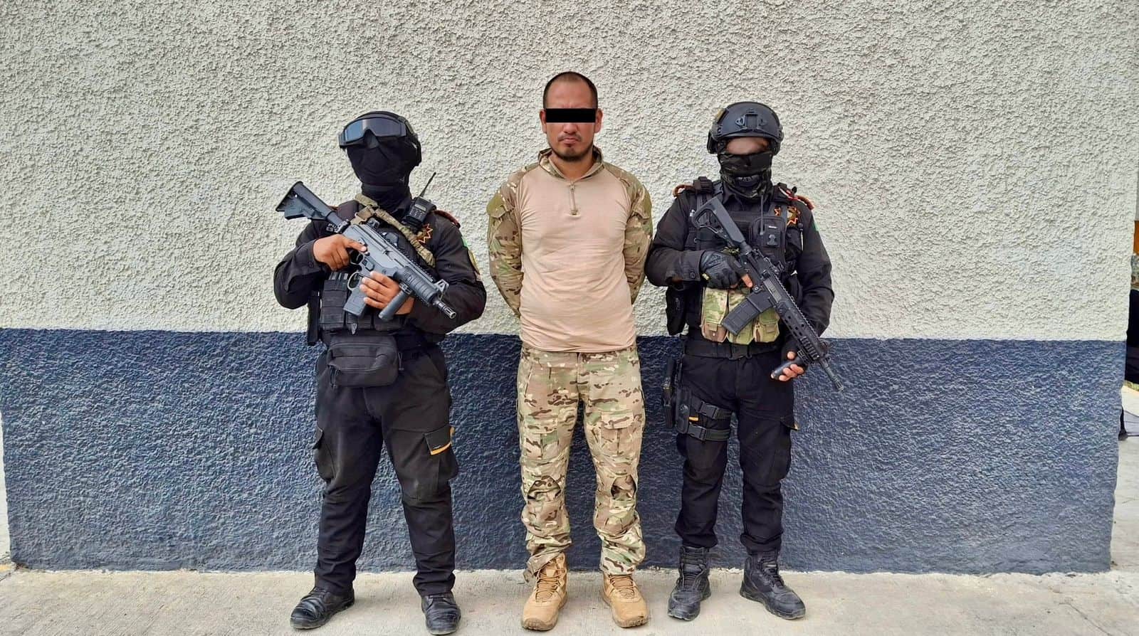 Un presunto delincuente y un joven que se encontraban armados fueron detenidos por Fuerza Civil y el operativo Muralla, en Los Ramones.