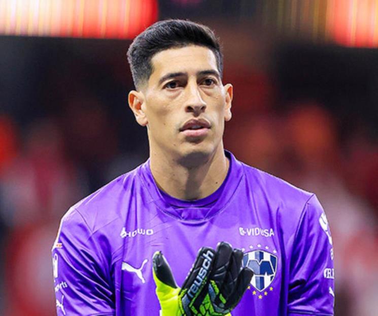 Van Rayados por delantero y portero Van Rayados por delantero y portero