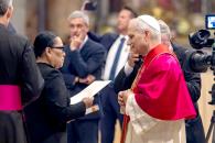 Rosa Icela entrega carta de Sheinbaum al Papa León XIV Rosa Icela entrega carta de Sheinbaum al Papa León XIV