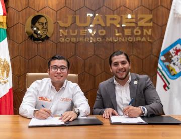 Becará Juárez a 40 educandos para ir a estudiar al extranjero