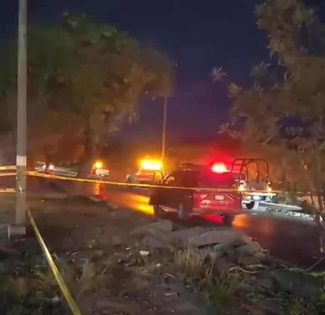 El conductor de una cuatrimoto murió y su acompañante resultó lesionada, luego de ser chocado en la parte trasera por un automovilista, en el Allende.
