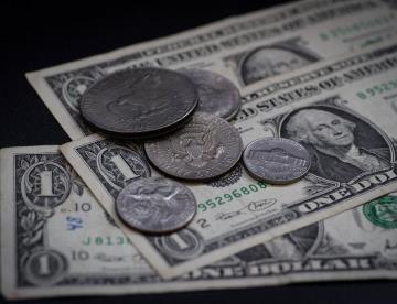 Precio del dólar abre en 19.28 pesos al mayoreo
