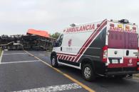 Vuelca tráiler al sur de NL Vuelca tráiler al sur de NL