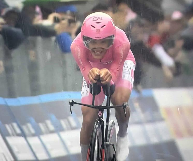 Se mantiene Isaac del Toro como líder del Giro de Italia Se mantiene Isaac del Toro como líder del Giro de Italia