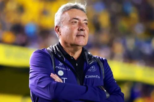 Firmará por un año Torrent con Rayados; llegaría el sábado