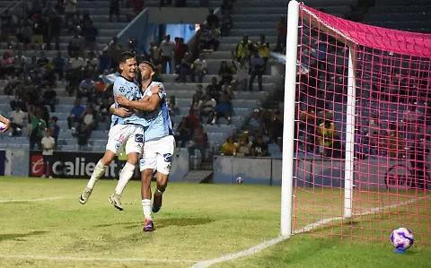 Demandan clubes de Liga de Expansión a la FMF