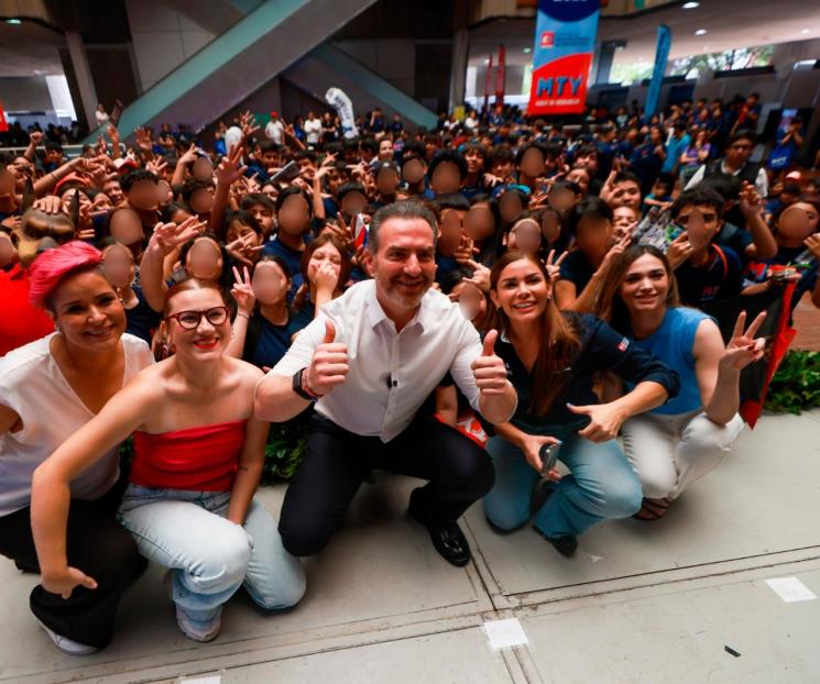 Realiza Monterrey Macro Feria de becas Realiza Monterrey Macro Feria de becas
