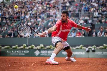 Avanza Djokovic a las semifinales del Torneo de Geneva 