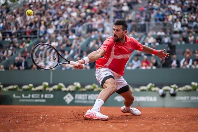 Avanza Djokovic a las semifinales del Torneo de Geneva Avanza Djokovic a las semifinales del Torneo de Geneva