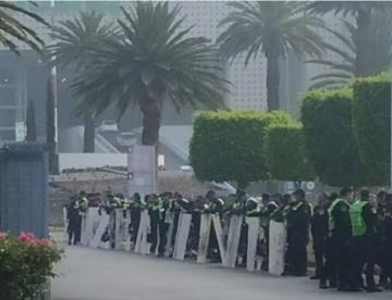 Policías establecen dispositivo de seguridad en el AICM