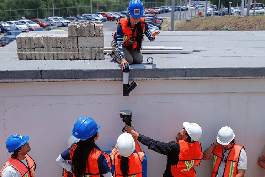 ¡Manos al agua! Infraestructura azul para el futuro de las ciudades ¡Manos al agua! Infraestructura azul para el futuro de las ciudades