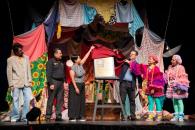 Develan placa por las 60 representaciones de la obra "Dos Niñas" Develan placa por las 60 representaciones de la obra "Dos Niñas"