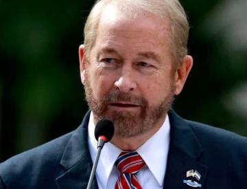 Embajador Ronald Johnson secunda a Marco Rubio