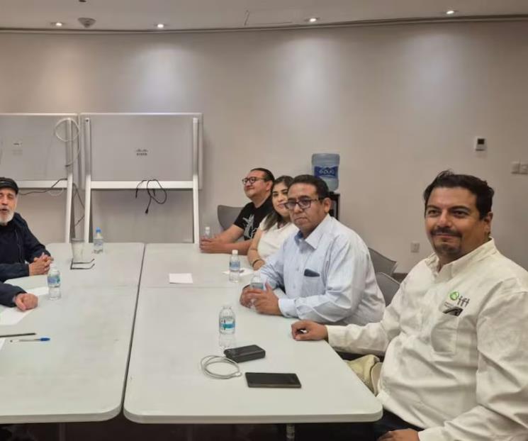 Acuerdan atender derechos de empleados del IFT Acuerdan atender derechos de empleados del IFT
