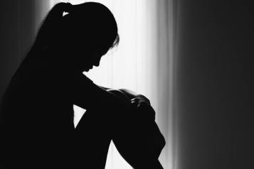 Proponen proteger trastornos mentales como riesgos laboral