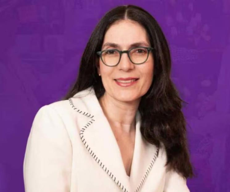 Prohíben a hija de Sánchez Cordero recibir premio