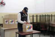 Realiza Venezuela comicios legislativos y regionales Realiza Venezuela comicios legislativos y regionales