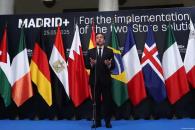 Propone España embargar las armas a Israel