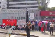 Bloquea CNTE oficinas de Afores en la CDMX  Bloquea CNTE oficinas de Afores en la CDMX