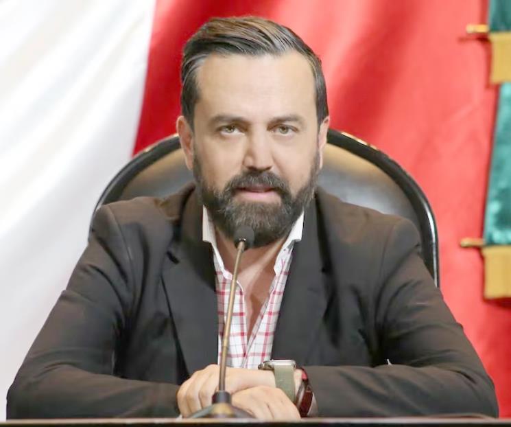 Acusan a Arturo Ávila de tener lujosa mansión en EU Acusan a Arturo Ávila de tener lujosa mansión en EU
