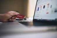 ¿Cómo prevenir riesgos al comprar en línea? ¿Cómo prevenir riesgos al comprar en línea?