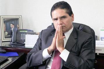 Revocan suspensi&oacute;n que proteg&iacute;a a Silvano Aureoles