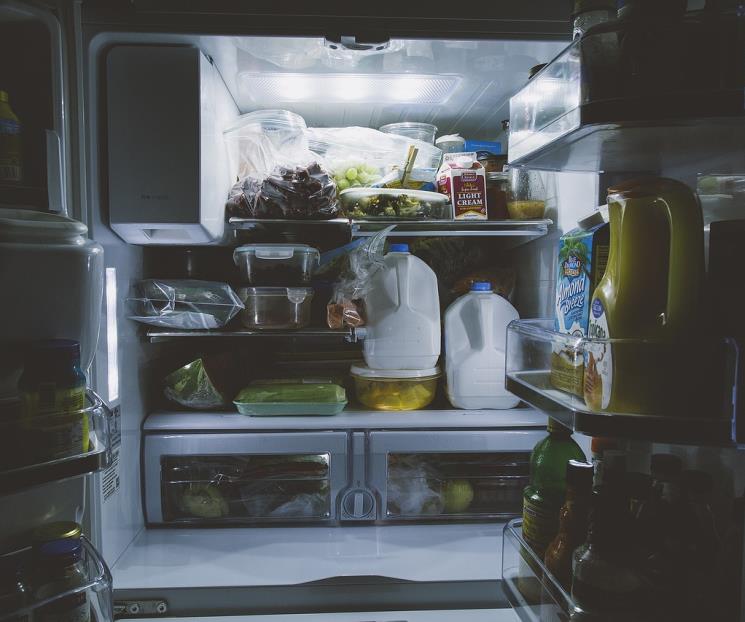 Cómo silenciar un refrigerador ruidoso y hacer que gaste menos luz Cómo silenciar un refrigerador ruidoso y hacer que gaste menos luz