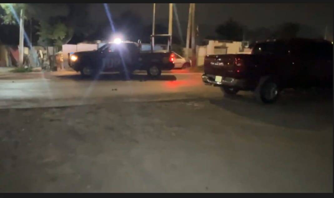 Una presunta narcoabuela fue ejecutada a balazos cuando se encontraba en unos edificios donde habitaba, uno de los sicarios fue detenido cuando trataban de darse a la fuga, en Escobedo.