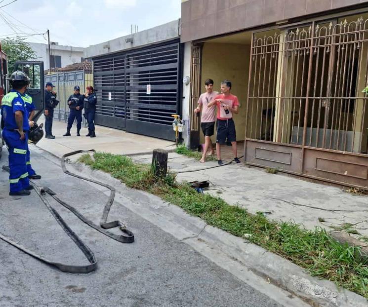 Arde vivienda en San Nicolás Arde vivienda en San Nicolás