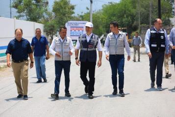 Rehabilitan vialidades en la zona del Huajuco
