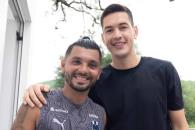 ¿Regresa a Rayados? César Montes visita El Barrial ¿Regresa a Rayados? César Montes visita El Barrial