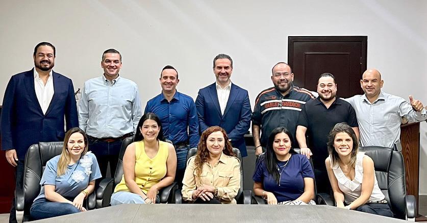 Cierra filas Adrián con panistas de cara al proceso electoral 2027 Cierra filas Adrián con panistas de cara al proceso electoral 2027