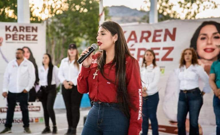 Detienen y liberan a Karen Pérez, candidata de Morena en Durango Detienen y liberan a Karen Pérez, candidata de Morena en Durango