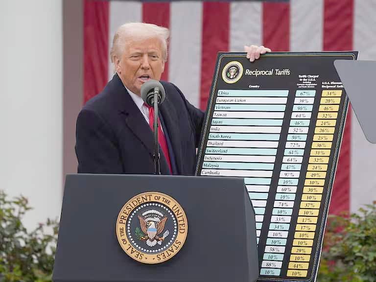 Restablecen temporalmente aranceles de Donald Trump Restablecen temporalmente aranceles de Donald Trump