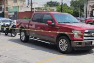 Maneja camioneta robada Maneja camioneta robada