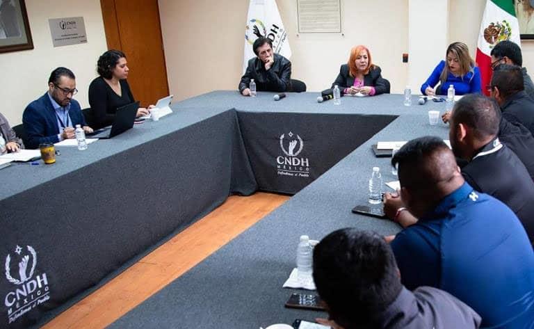Dialoga colectivo del caso Ayotzinapa con Rosario Piedra Dialoga colectivo del caso Ayotzinapa con Rosario Piedra