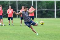 Empieza Torrent a definir parado táctico de Rayados Empieza Torrent a definir parado táctico de Rayados