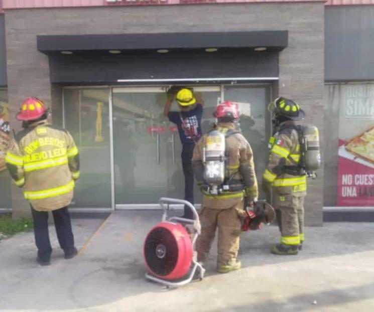 Se incendia pizzería en Mitras Norte Se incendia pizzería en Mitras Norte