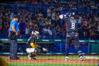 Sultanes empatan serie bajo la lluvia Sultanes empatan serie bajo la lluvia