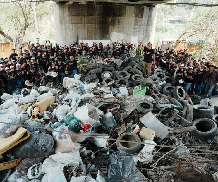Limpian el río Pesquería Limpian el río Pesquería
