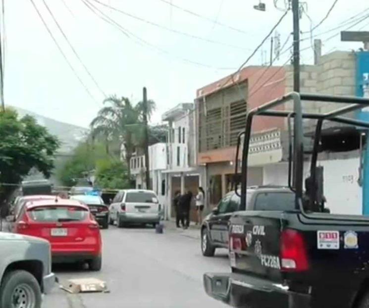 Golpea a su ex esposa con pistola; hiere a sus 2 hijos Golpea a su ex esposa con pistola; hiere a sus 2 hijos