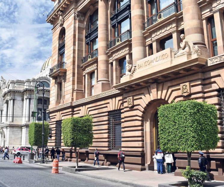 Especialistas recortan a 0.18% expectativa de crecimiento del PIB Especialistas recortan a 0.18% expectativa de crecimiento del PIB