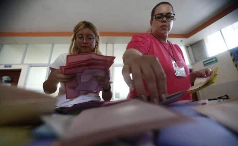 Recibe INE 29 quejas por acordeones de elección