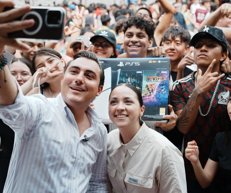 Acuden más de 2 mil estudiantes a ´La Muchachada de Oro Fest Acuden más de 2 mil estudiantes a ´La Muchachada de Oro Fest